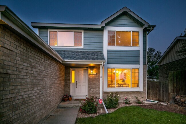 Foto del edificio - Spacious and Serene Home with Ideal Locati...