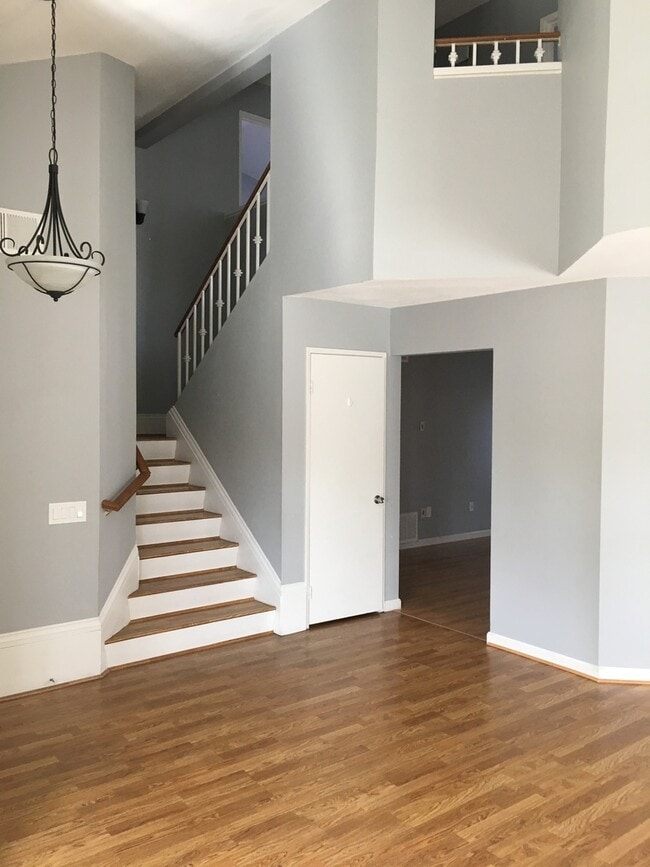 Foto del edificio - Coming Soon......Single Family Home! Solar Powered! Pet Friendly! Landscaper Included!