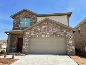 Building Photo - 1911 Chapel Hl Rd