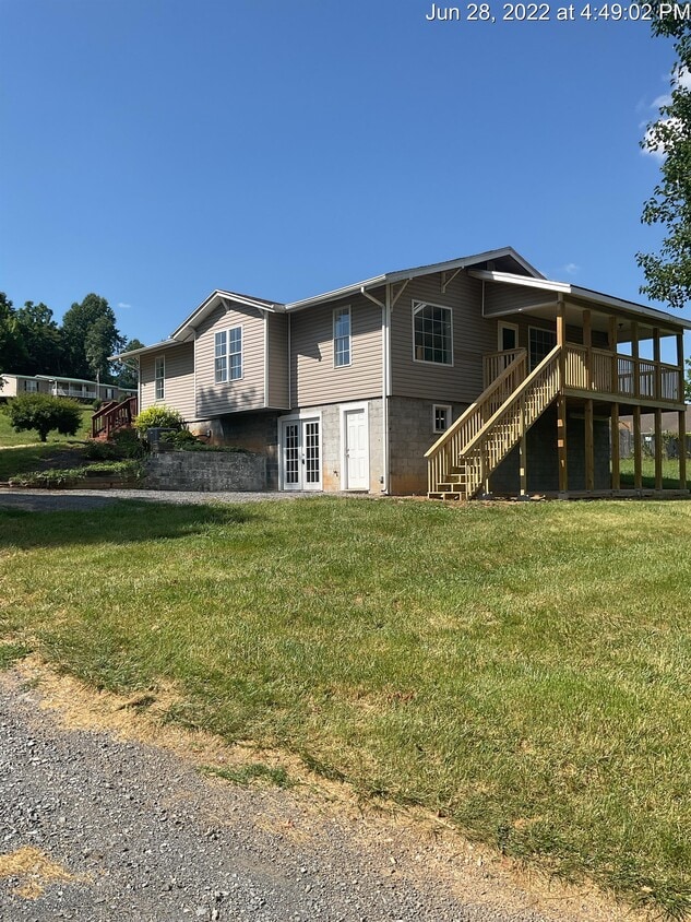 4407 Island Rd, Bristol, TN 37620 House Rental in Bristol, TN