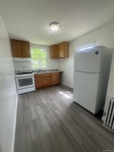 Building Photo - 52 Talmadge St