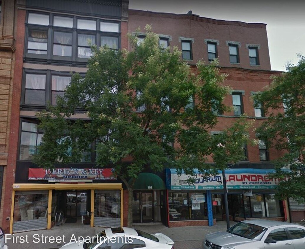 Building Photo - 111 1st St