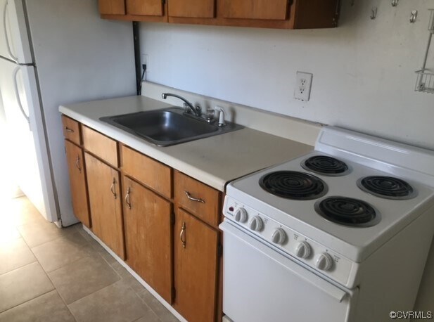 Primary Photo - 2422 Boulevard