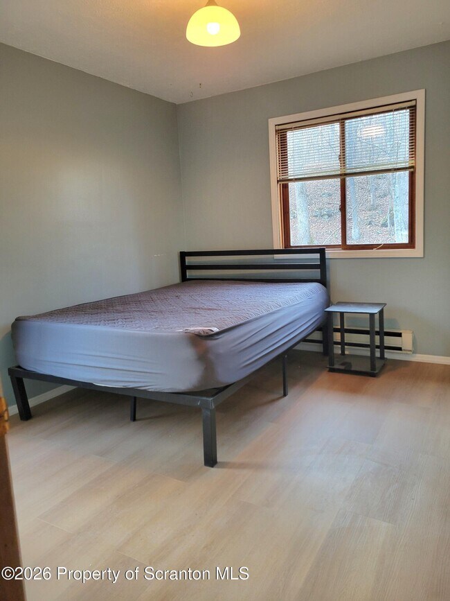 Building Photo - 353 Saunders Dr