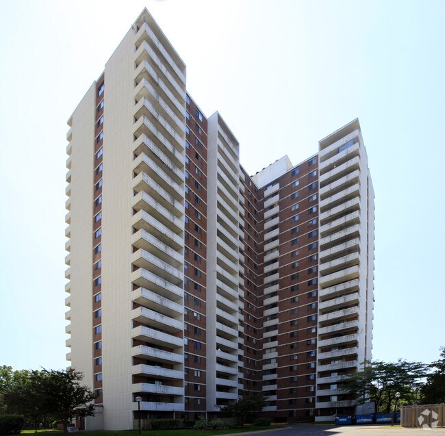 Hillburn Apartments Apartments 30 Burnhill Rd Toronto, ON