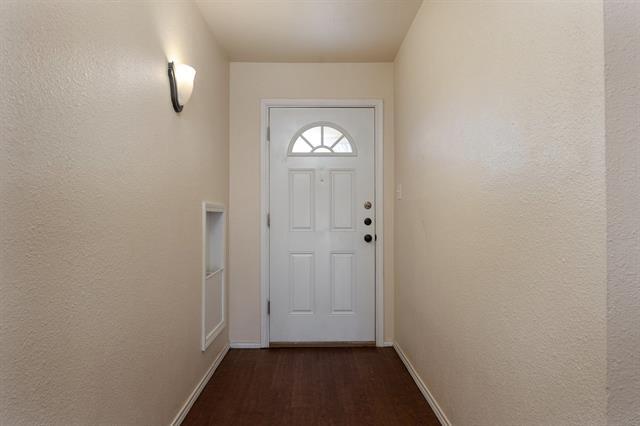 Foto del edificio - 504 Woodcrest Way