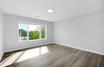 Building Photo - 118 Raven Ct
