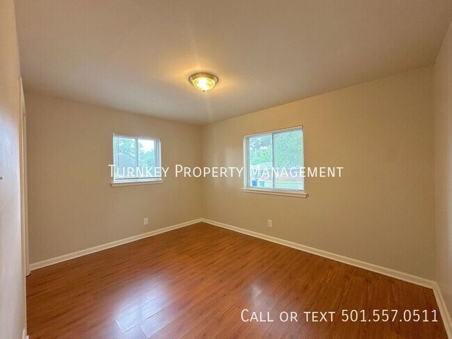 Foto del edificio - 5218 Nelbrook Dr