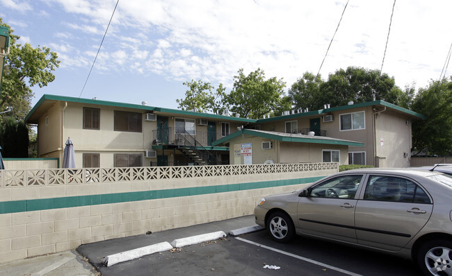 Building Photo - Camellia Apartments