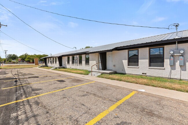 Foto del edificio - 4125 Compton Ln