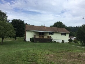 Building Photo - 56 Martha Ellen Dr