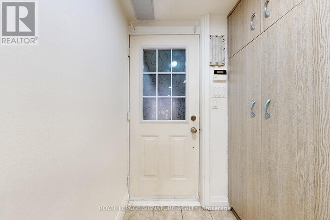 Building Photo - 43 Alessia Cir