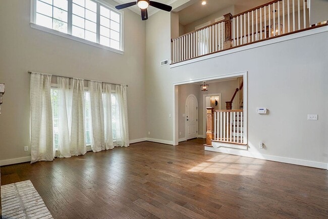 Building Photo - 4790 McGill Ct