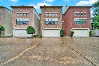 Building Photo - 650 Westcross St