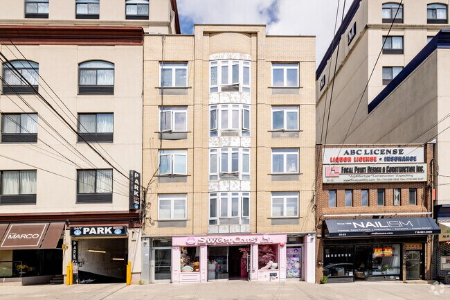 Foto del edificio - 3521 Farrington St