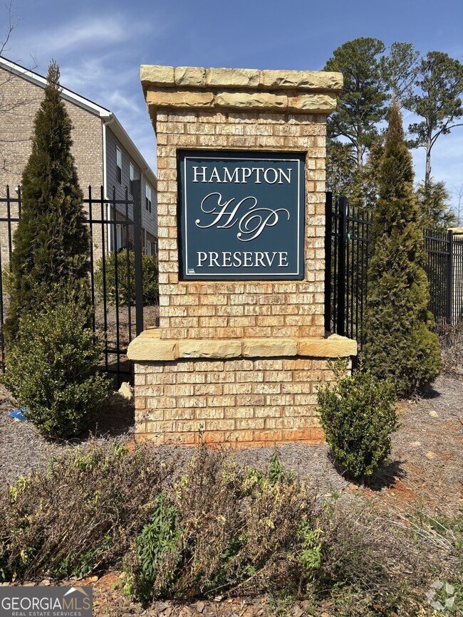 Building Photo - 190 Hampton Cir