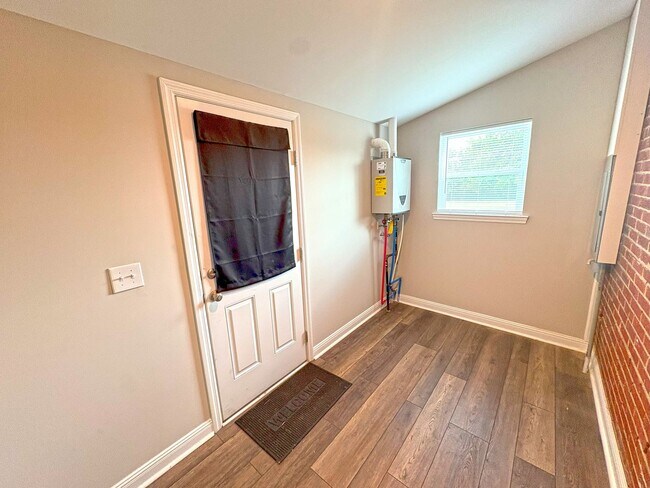 Foto del edificio - West Winchester Duplex