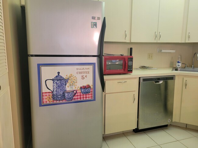 Foto del edificio - 208 Pine HOV Cir