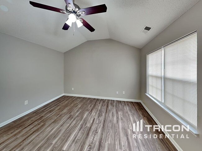 Foto del edificio - 2904 Westwinds Ct