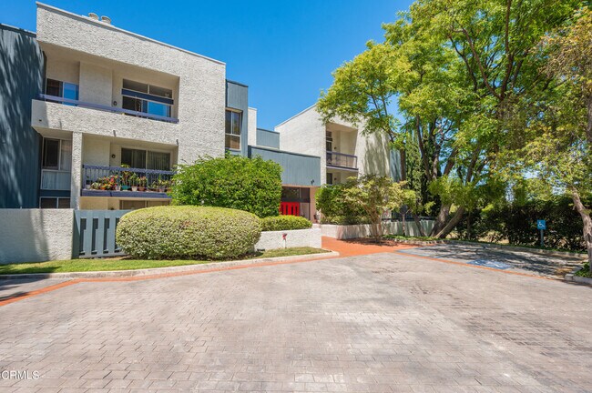Foto del edificio - 4295 Vía Arbolada