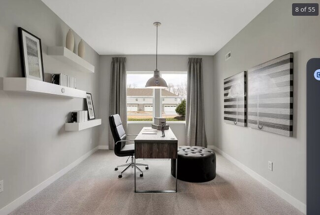 Foto del edificio - 11458 Plough St