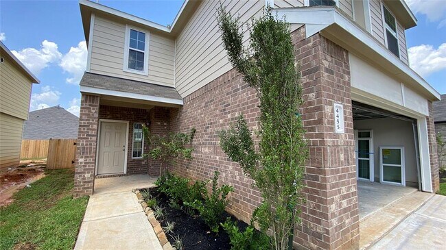 Foto del edificio - 4455 Eveslage Ln