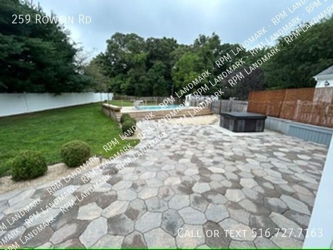 Building Photo - 259 Frowein Rd