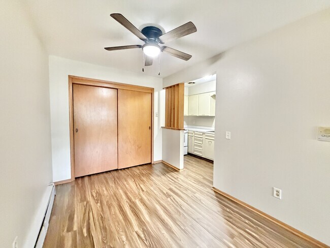 Foto del edificio - 2505 Calypso Rd