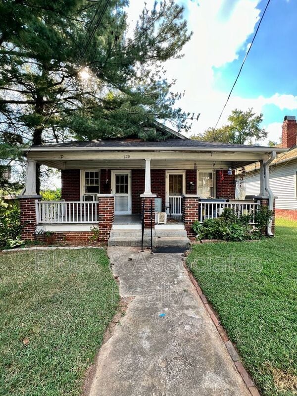 Building Photo - 120 S Poplar St