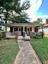 Building Photo - 120 S Poplar St
