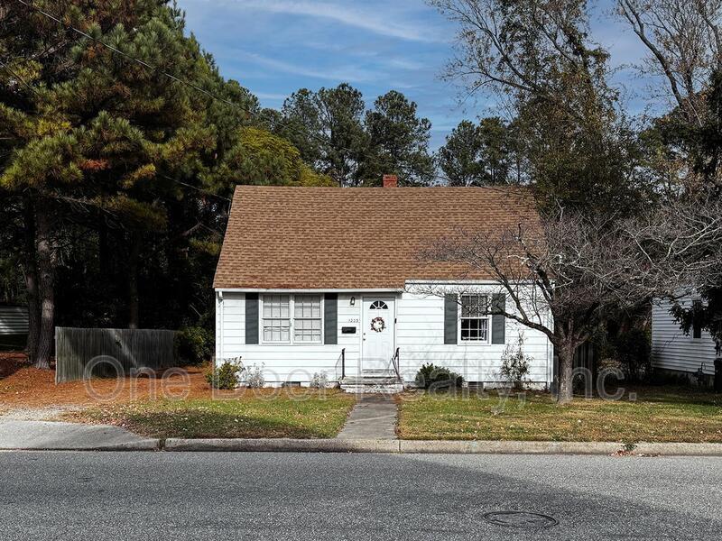 Primary Photo - 1203 Lafayette St