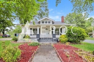 Building Photo - 1100 Elwell Ave