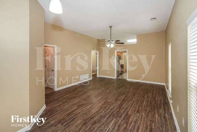 Foto del edificio - 5630 Casey Ln