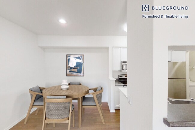 Building Photo - 7904 Fall Creek Rd