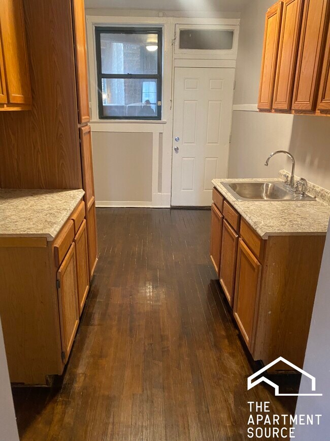 Foto del edificio - 2059 W Touhy Ave