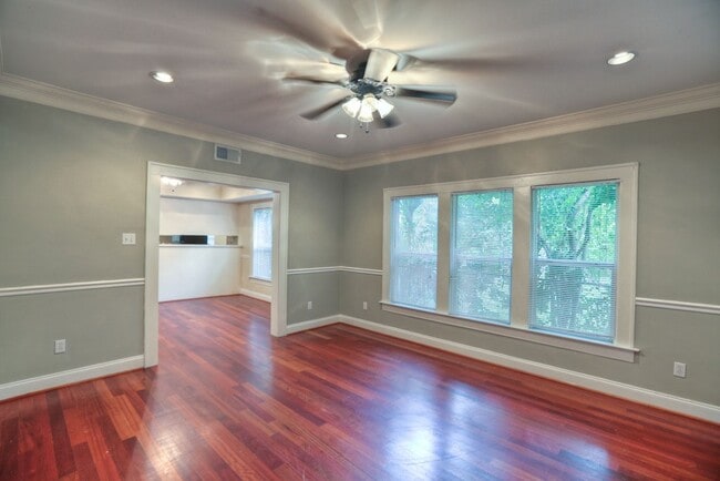 Foto del edificio - 1334 W Pierce St