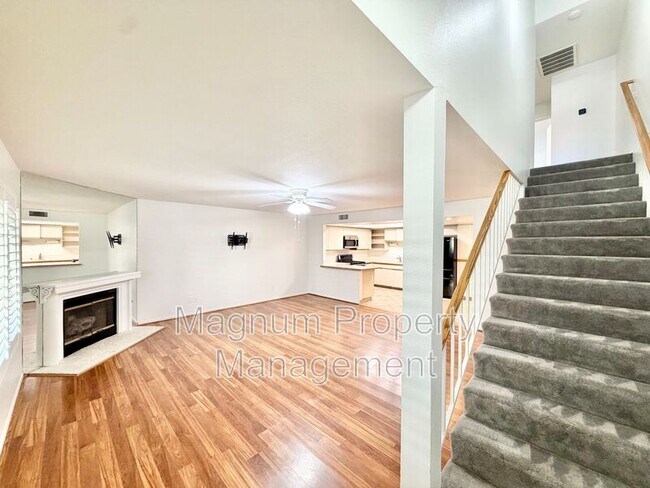 Building Photo - 25524 Sharp Dr
