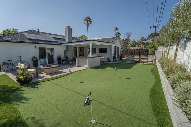 Foto del edificio - 2858 Drake Ave