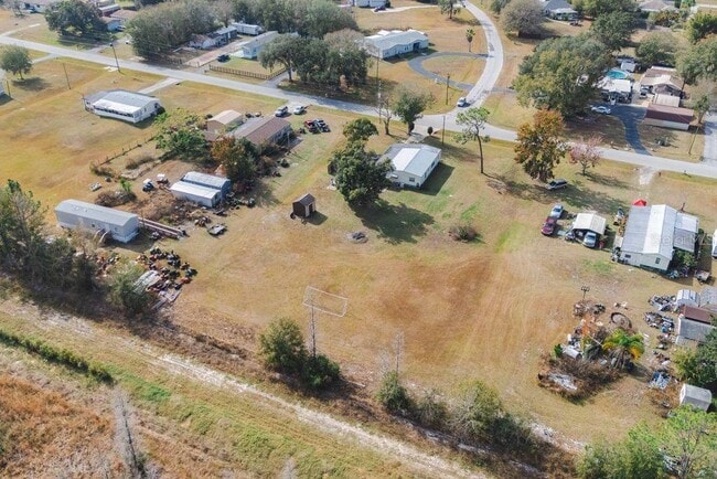 Foto del edificio - 3648 Fox Ridge Blvd