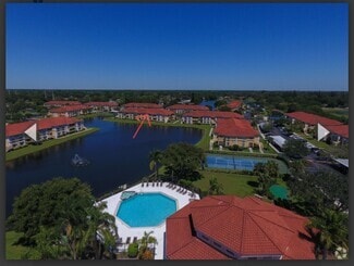 Building Photo - 1025 Villagio Cir