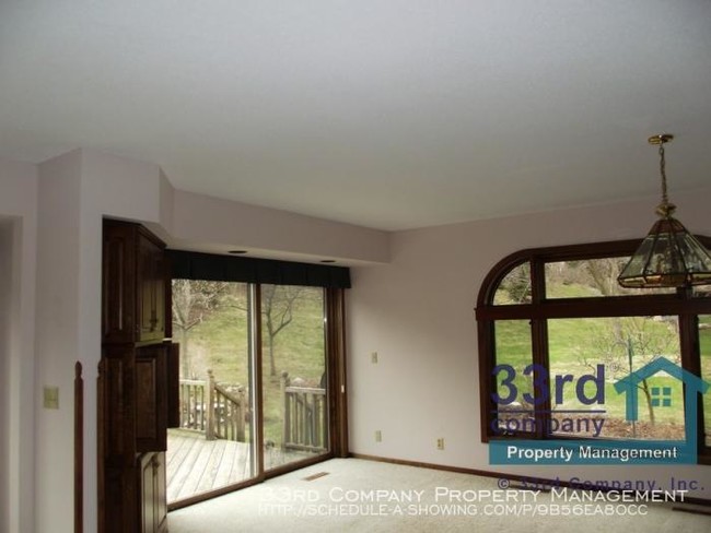 Foto del edificio - 3 bedroom in Bloomington MN 55437