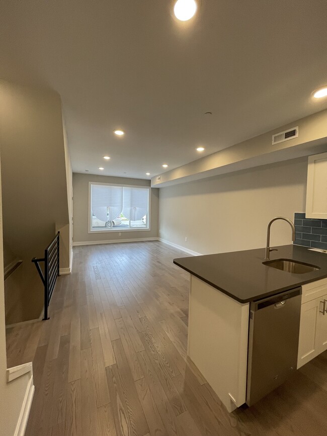 Foto del edificio - 1407 N 8th St