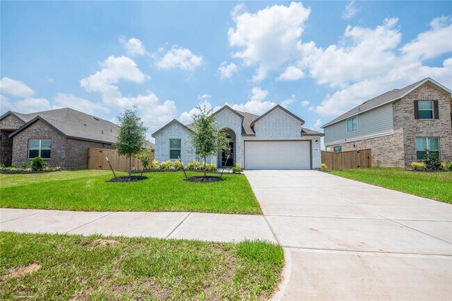 Building Photo - 2550 Olivine Stone Dr