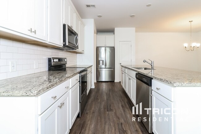 Foto del edificio - 2100 Rosemary Park Ln