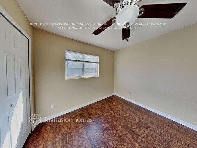 Foto del edificio - 2845 Dongola St