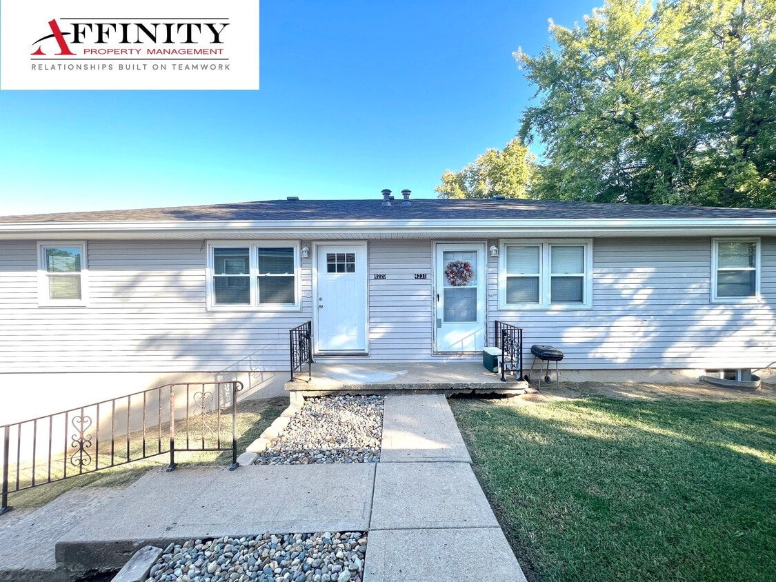 42294231 NE Winn Rd, Kansas City, MO 64117 Townhome Rentals in