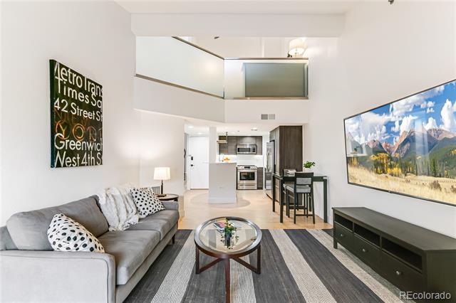 Building Photo - 350 Detroit St