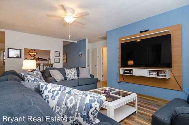 Building Photo - 3 br, 2 bath House - 109 4th Ave  S