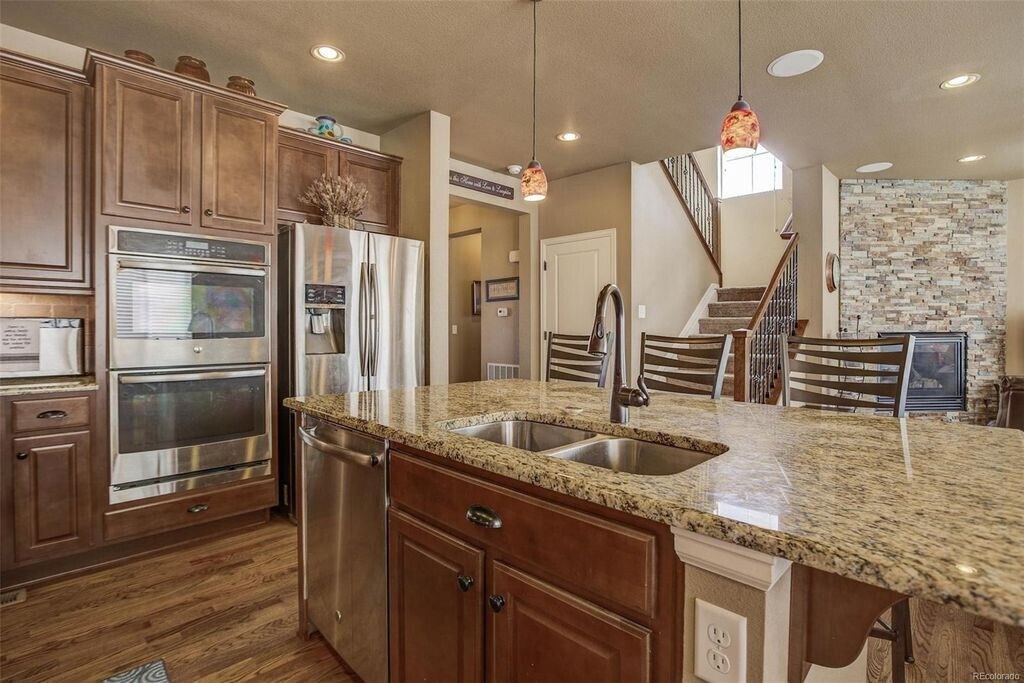 Primary Photo - Gorgeous Four Bedroom Home in Pioneer Hill...