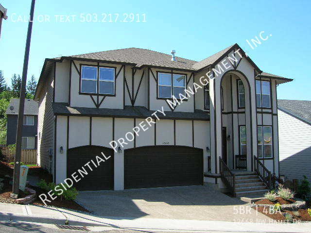Building Photo - Primary on the main-Spacious Bethany home